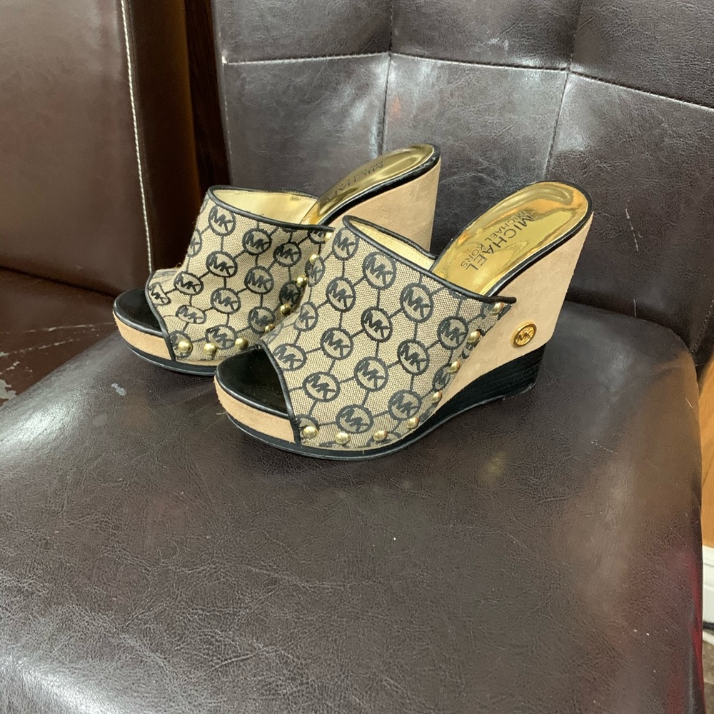 MK shoes